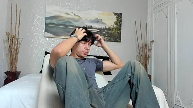 Tyler durten online show from 09-12-25, 03:28