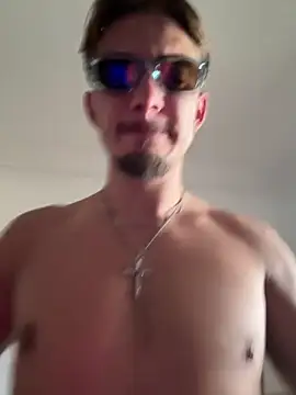 AndrewAndrew997 online show from 09-28-25, 07:48