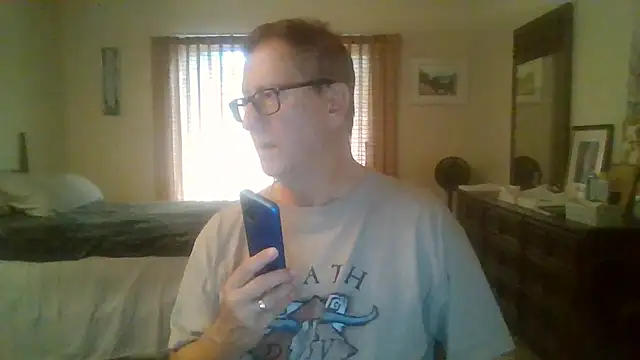 Snapshot of camminmichaellll chatting on 09-17-25, 07:05 camminmichaellll online show from 09-17-25, 07:05