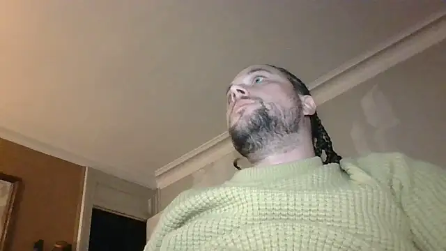 Snapshot of Titilouonlyf69 chatting on 10-18-25, 01:18 Titilouonlyf69 online show from 10-18-25, 01:18