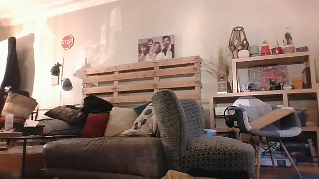 Titilouonlyf69 online show from 01-08-26, 12:11