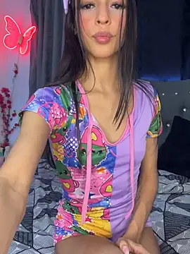Snapshot of katy_cutie_ chatting on 10-09-25, 04:13 katy cutie online show from 10-09-25, 04:13