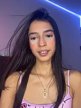 Snapshot of katy_cutie_ chatting on 09-19-25, 01:09 katy cutie online show from 09-19-25, 01:09