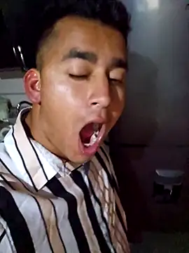 Eljilipoyas69 online show from 11-14-25, 04:16