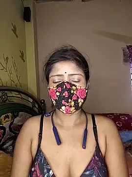 Snapshot of Love143A chatting on 03-26-26, 04:11 Love143A online show from 03-26-26, 04:11