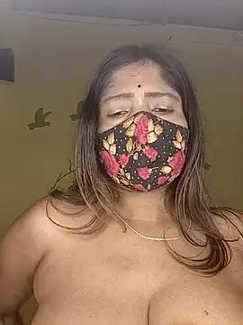 Snapshot of Love143A chatting on 02-15-26, 03:29 Love143A online show from 02-15-26, 03:29