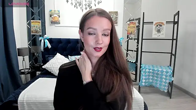 Snapshot of LoraSunnyy chatting on 09-19-25, 07:56 LoraSunnyy online show from 09-19-25, 07:56