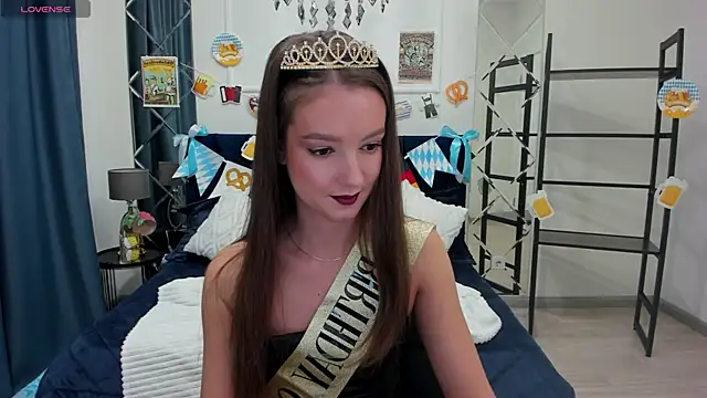 Snapshot of LoraSunnyy chatting on 09-30-25, 08:42 LoraSunnyy online show from 09-30-25, 08:42