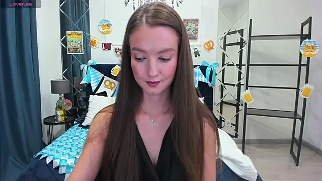 Snapshot of LoraSunnyy chatting on 10-03-25, 08:16 LoraSunnyy online show from 10-03-25, 08:16