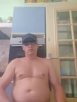 Snapshot of justeadeux chatting on 09-09-25, 02:48 justeadeux online show from 09-09-25, 02:48