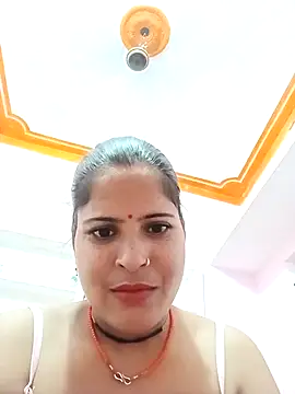 Snapshot of Sexi_savitri chatting on 09-18-25, 07:22 Sexi savitri online show from 09-18-25, 07:22