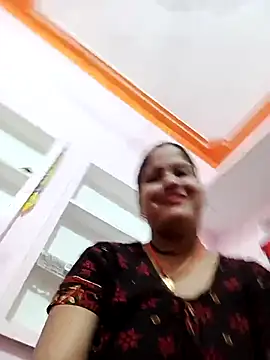 Snapshot of Sexi_savitri chatting on 09-28-25, 09:55 Sexi savitri online show from 09-28-25, 09:55