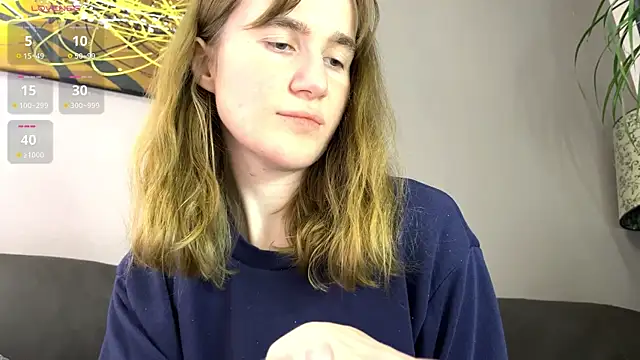 velina   online show from 10-18-25, 08:55