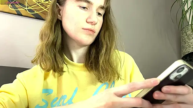 velina   online show from 09-27-25, 08:48