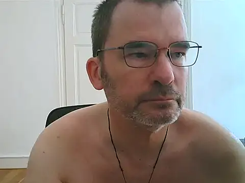 stallionrider88 online show from 06-11-26, 10:45