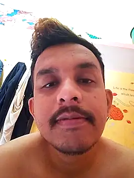 Snapshot of Nihaal17 chatting on 09-30-25, 04:07 Nihaal17 online show from 09-30-25, 04:07