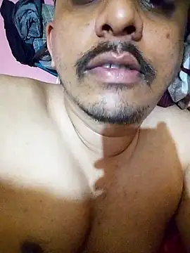 Snapshot of Nihaal17 chatting on 10-01-25, 03:38 Nihaal17 online show from 10-01-25, 03:38
