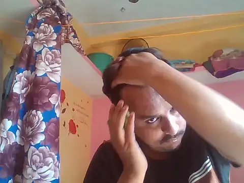 Snapshot of Nihaal17 chatting on 11-05-25, 07:11 Nihaal17 online show from 11-05-25, 07:11