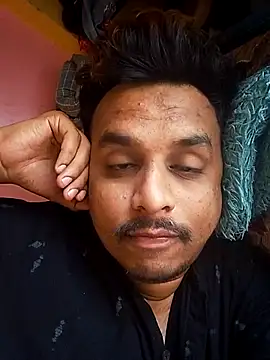 Snapshot of Nihaal17 chatting on 10-26-25, 03:18 Nihaal17 online show from 10-26-25, 03:18