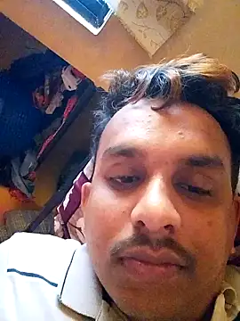 Snapshot of Nihaal17 chatting on 10-12-25, 03:30 Nihaal17 online show from 10-12-25, 03:30