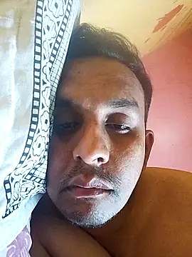 Snapshot of Nihaal17 chatting on 11-20-25, 06:25 Nihaal17 online show from 11-20-25, 06:25