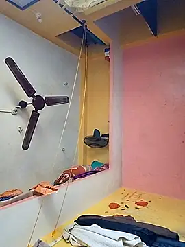 Snapshot of Nihaal17 chatting on 03-25-26, 03:06 Nihaal17 online show from 03-25-26, 03:06