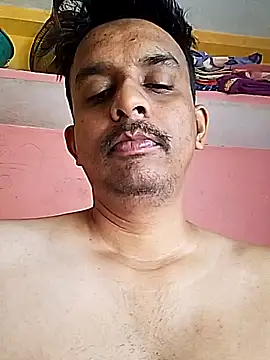 Snapshot of Nihaal17 chatting on 12-21-25, 04:47 Nihaal17 online show from 12-21-25, 04:47