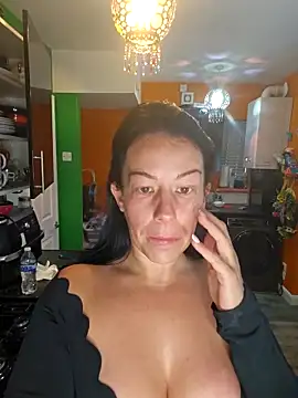 Filthymaddymilfy25 online show from 05-19-26, 09:16