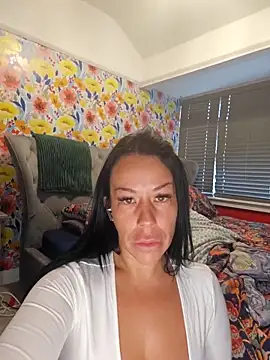 Filthymaddymilfy25 online show from 04-12-26, 08:17