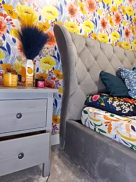 Filthymaddymilfy25 online show from 12-22-25, 07:41