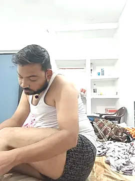 Snapshot of xyz-indian chatting on 10-24-25, 04:50 xyz-indian online show from 10-24-25, 04:50