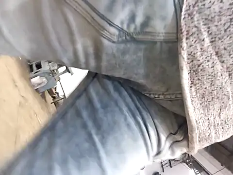 Snapshot of xyz-indian chatting on 10-01-25, 10:41 xyz-indian online show from 10-01-25, 10:41