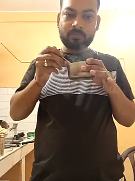 Snapshot of xyz-indian chatting on 10-26-25, 02:39 xyz-indian online show from 10-26-25, 02:39