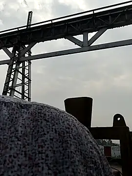 Snapshot of xyz-indian chatting on 10-06-25, 04:13 xyz-indian online show from 10-06-25, 04:13