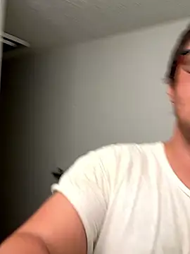 Snapshot of bigdickdaddy12691 chatting on 09-28-25, 10:11 bigdickdaddy12691 online show from 09-28-25, 10:11