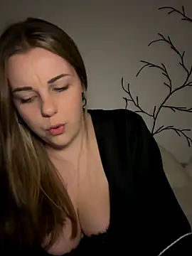 ItsLxsa online show from 09-23-25, 09:22