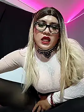 25Kristina online show from 04-12-26, 10:51