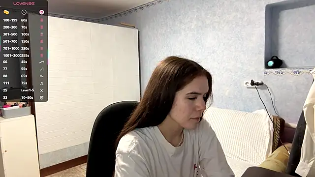 Lia rise online show from 11-30-25, 02:07