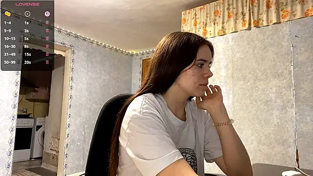 Lia rise online show from 10-18-25, 01:02
