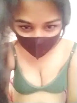 Snapshot of DivyaBhabhi69@xh chatting on 10-21-25, 05:40 DivyaBhabhi69xh online show from 10-21-25, 05:40