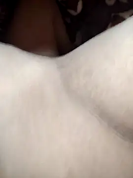 Hot pooja55 online show from 02-10-26, 04:39