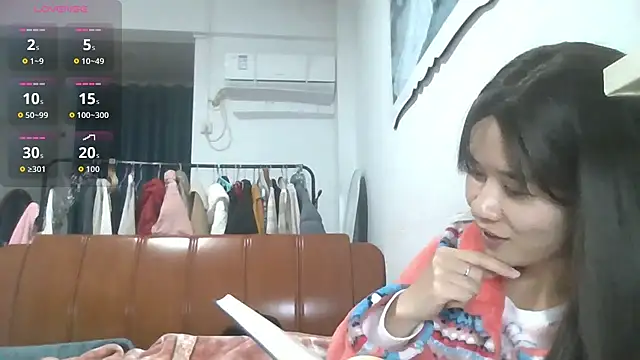 Monice1314 online show from 12-14-25, 01:17