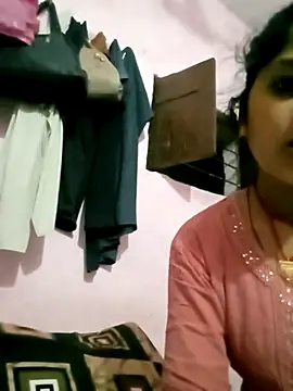 Hot tin74 online show from 09-30-25, 07:53