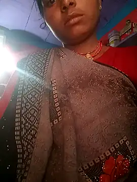 Snapshot of Mahi9696 chatting on 10-22-25, 04:01 Mahi9696 online show from 10-22-25, 04:01