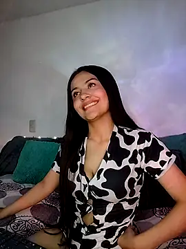 Emmaa  Smiith online show from 09-29-25, 03:06