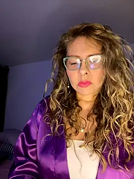 Snapshot of SofiaScoott chatting on 09-09-25, 02:54 SofiaScoott online show from 09-09-25, 02:54