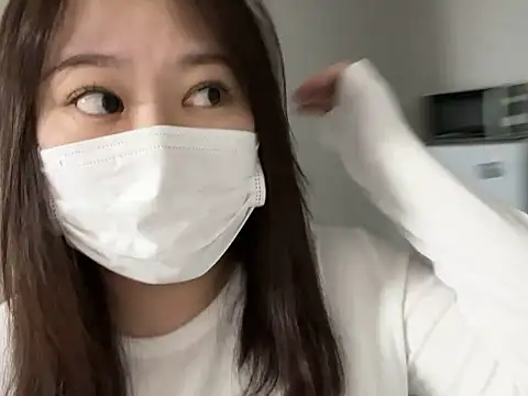 Snapshot of shimera-nohime25 chatting on 10-15-25, 11:07 shimera-nohime25 online show from 10-15-25, 11:07