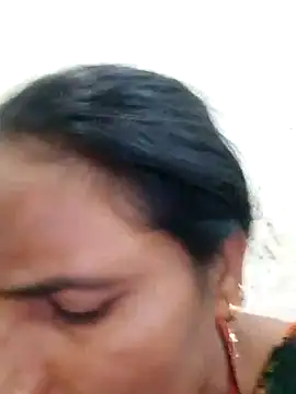 Snapshot of Suhani_hot12 chatting on 09-30-25, 01:17 Suhani hot12 online show from 09-30-25, 01:17