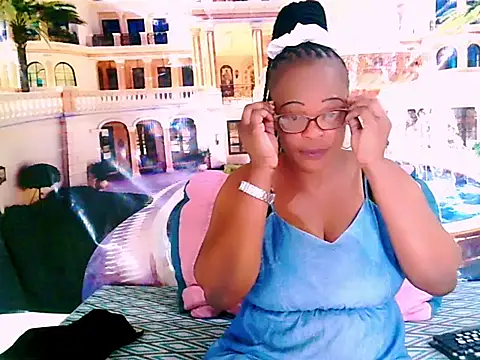 EbonyBloom69 online show from 11-13-25, 05:33