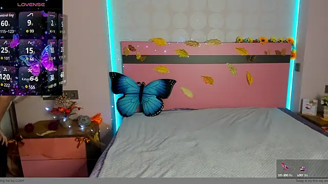 Snapshot of MeryMidnight chatting on 10-15-25, 06:11 MeryMidnight online show from 10-15-25, 06:11